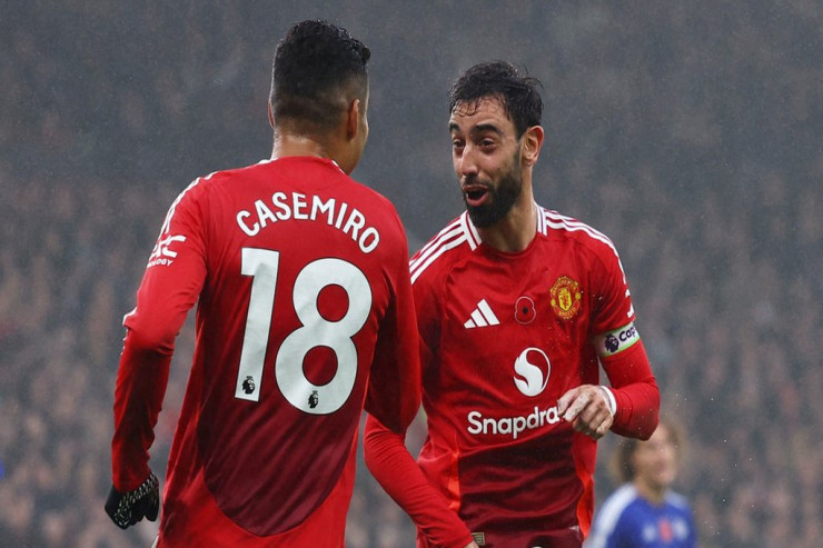 "Qırmızı şeytanlar"  derbidən qalib ayrıldı