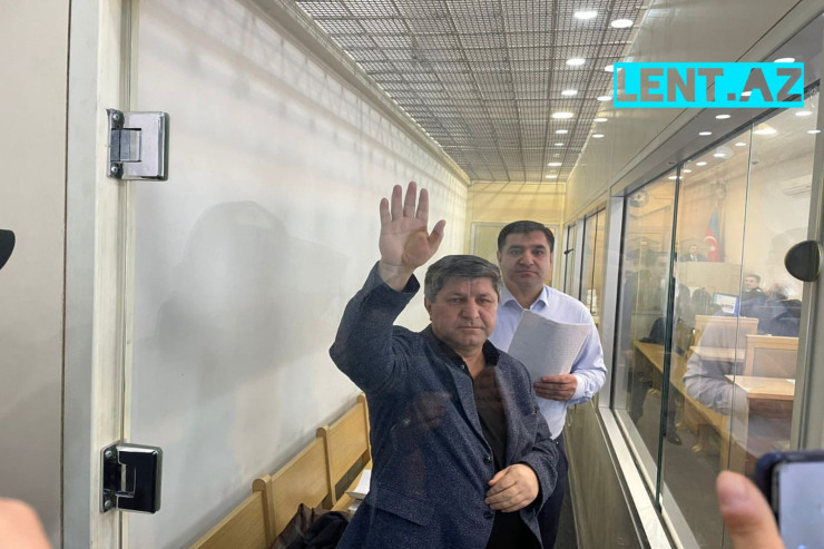 Əvəz Zeynallının cəzası azaldıldı 