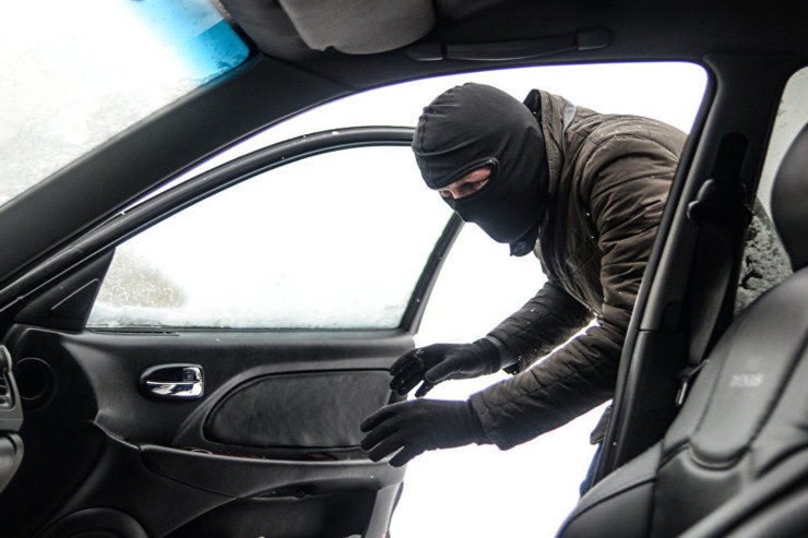 Sumqayıtda avtomobilə basqın edib 127 min manat aparanlardan daha biri tutuldu - YENİLƏNİB 