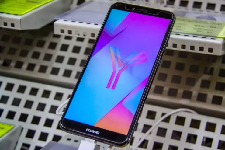 Bahalı telefon almağa dəyərmi? – Müsbət və mənfi tərəfləri  