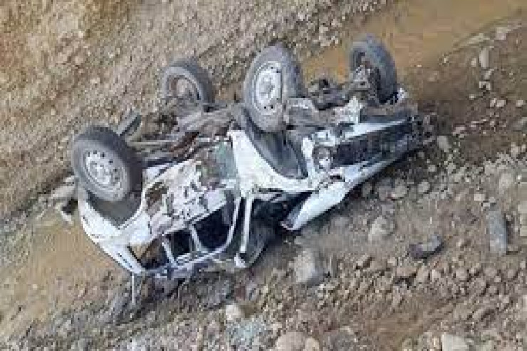 Bakıda maşın dərəyə yuvarlandı, SƏRNİŞİN ÖLDÜ 