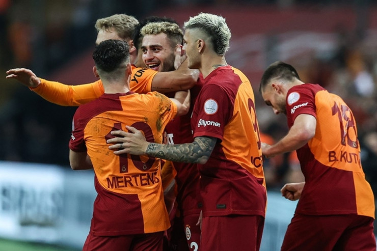 Türkiyə Superliqası: "Qalatasaray" liderliyə yüksəldi