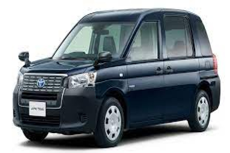 Toyota Yaponiyanın ilk sürücüsüz taksisini  istifadəyə verəcək
