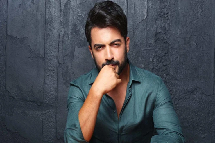 Məşhur müğənni dəli olub?  -Yusuf Güneydən şok açıqlamalar