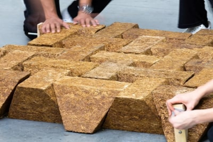 Adi betondan  beş dəfə yüngül   v material  - PULSUZDUR 