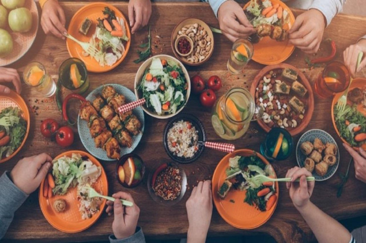 Yüksək  qan təzyiqi olanlar   naharda nə yeməlidir?