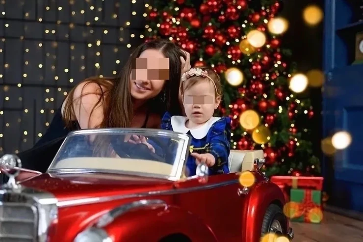 Ayrılmaq istəyən sevgilisini və körpəsini öldürüb yandırdı 