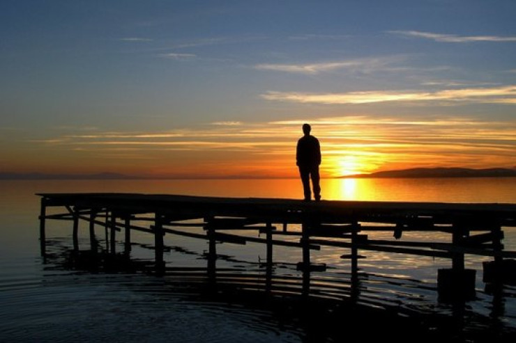 Bakıda AİLƏ FACİƏSİ:  Arvadının ondan ayrılmasını istəməyən kişi özünü öldürdü 