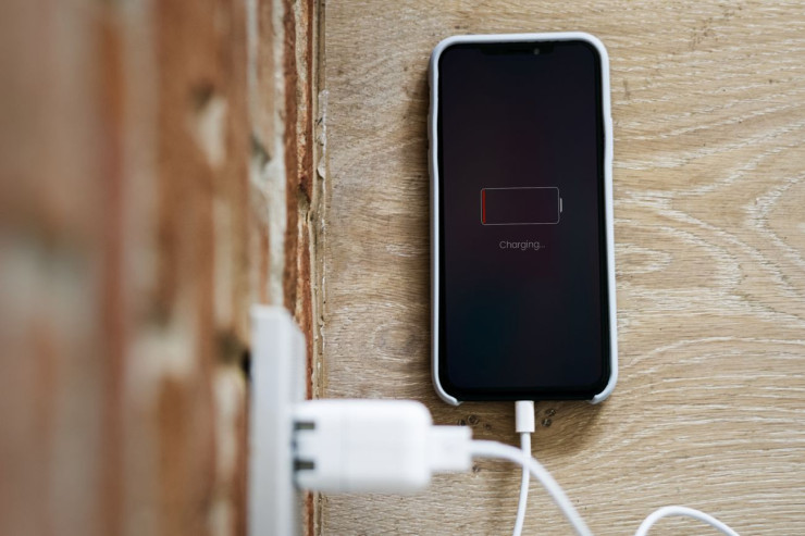 Bu 3 vəziyyətdə telefonu doldurmaq olmaz  – XƏBƏRDARLIQ