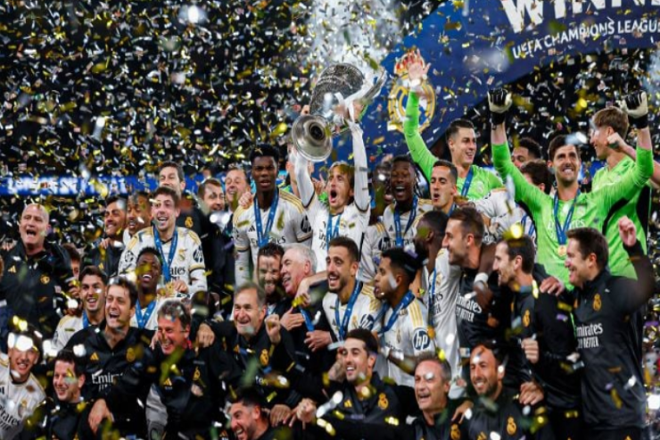 Dünyanın 10  ən yaxşı   futbol klubu - SİYAHI 