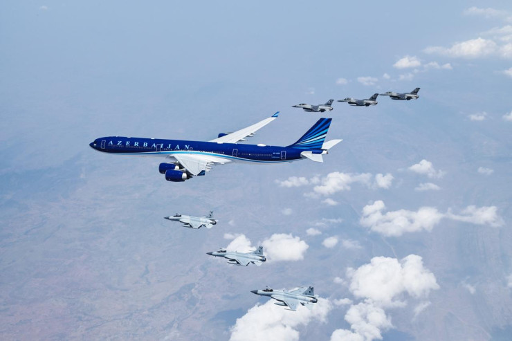 Pakistan qırıcıları  İlham Əliyevin təyyarəsini müşayiət etdi -VİDEO  - YENİLƏNİB 