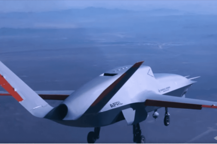 İlk dəfə  gizli pilotsuz uçuş aparatı   nümayiş etdirildi -  VİDEO 