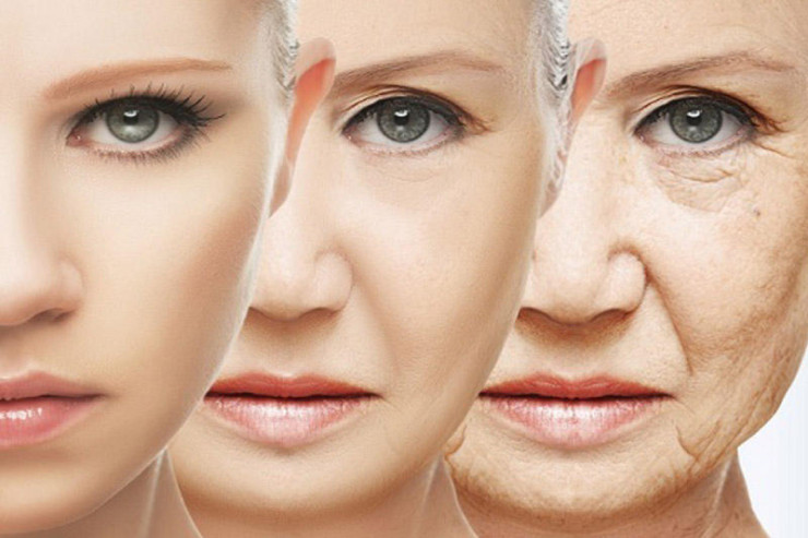 Yaşı 50-ni keçən qadınların NƏZƏRİNƏ:   Gəncliyi qorumaq üçün  bunu edin