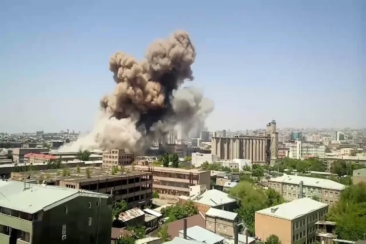 Ermənistanda GÜCLÜ PARTLAYIŞ:  ölən var