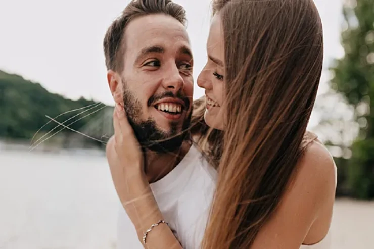 Bürclər kimisə sevdiklərini  necə göstərir? Davranışlarına diqqət yetirin 