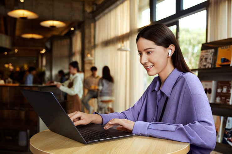 HUAWEI FreeBuds 6i: Səs keyfiyyəti və kənar səs önləyicisinin ideal ahəngi