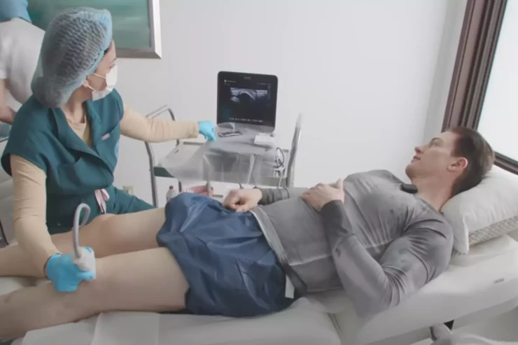 Milyarder 120 ildən çox yaşamaq üçün  qadağan olunmuş gen terapiyasından keçdi