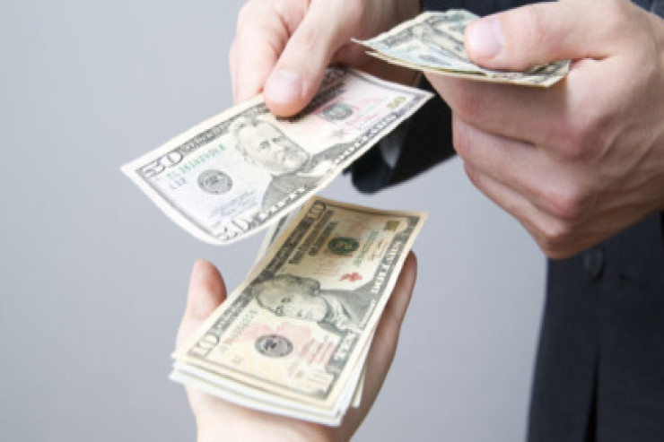 Baba və nənələrdən nəvələr üçün aliment alına bilər? – CAVAB 