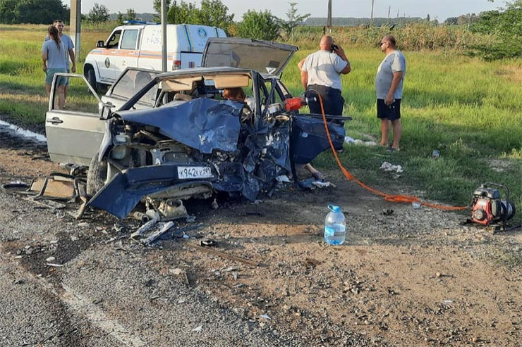 Bir ailə  yol qəzasında həlak oldu