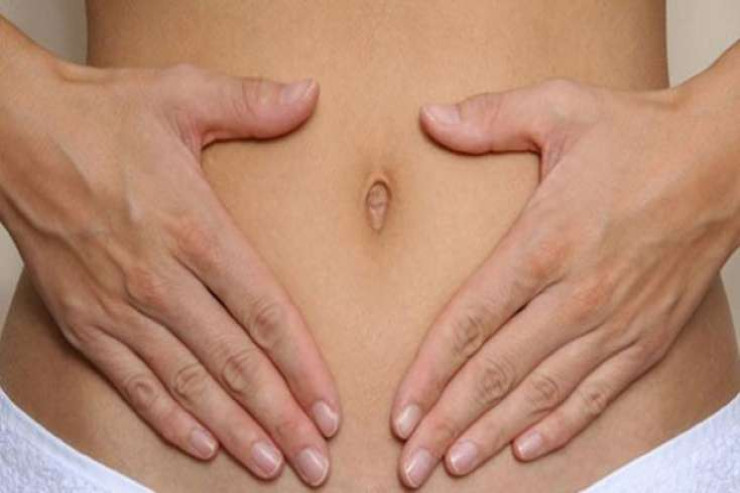 Göbək dəliyinizə BAXIN!  - Xəstəlikdən xəbər verir