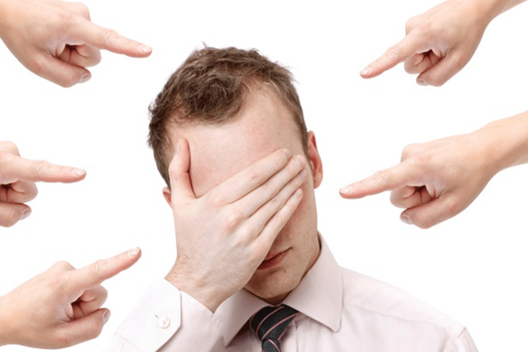 Niyə insanlar bir-birini tənqid etməyi  sevir?