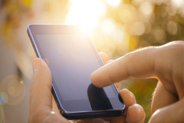 Telefonunuz həddindən artıq qızırsa,  bunları edin