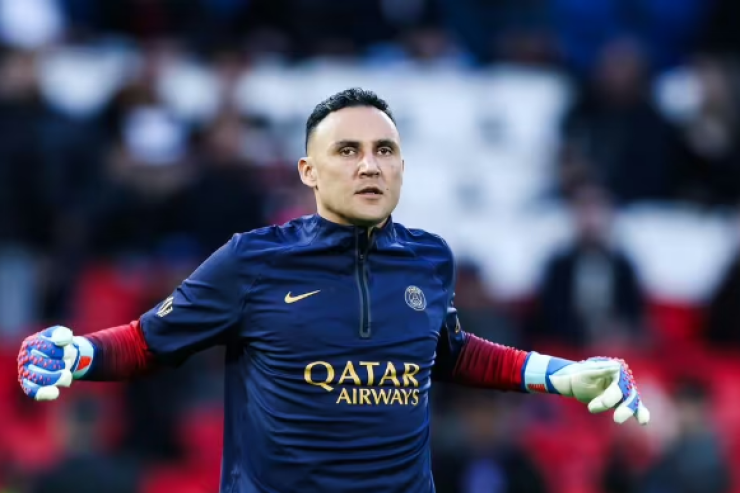 Məşhur qapıçıya  “müasir köləlik”   İTTİHAMI