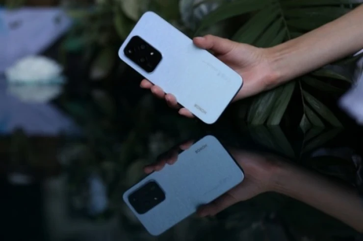 Amoled parlaq ekrana və 108MP kameraya sahib "HONOR 200 Lite" artıq satışda