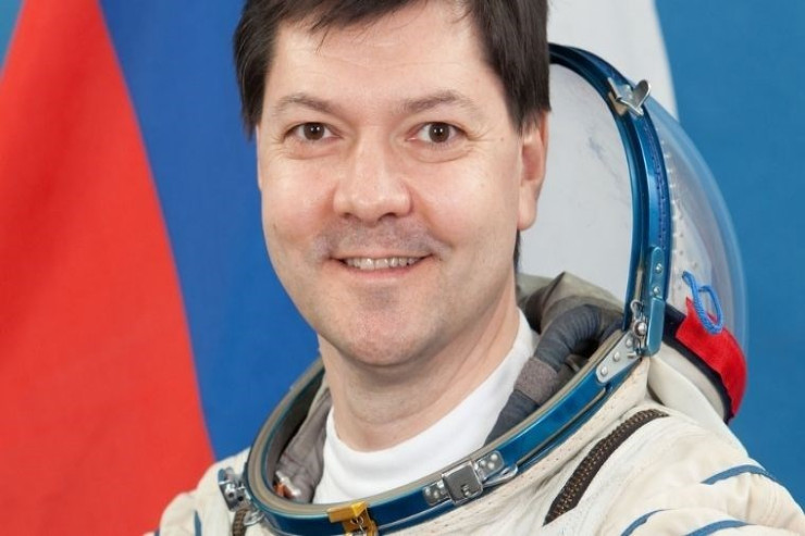 Kosmosda 1000 gün qalan ilk insan  oldu