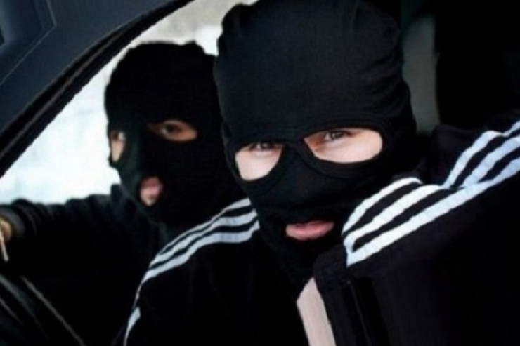 Qara maskalılar hücum edib 60 minini aldılar - Həbsxanadan gələn SİFARİŞ  - VİDEO 