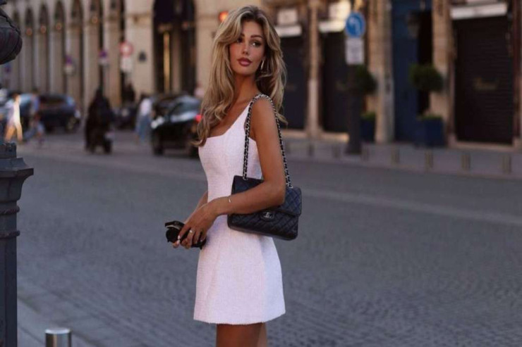 Bellinqemin sevgilisi  pərəstişkarlarını yeni FOTOLARI  ilə heyran etdi