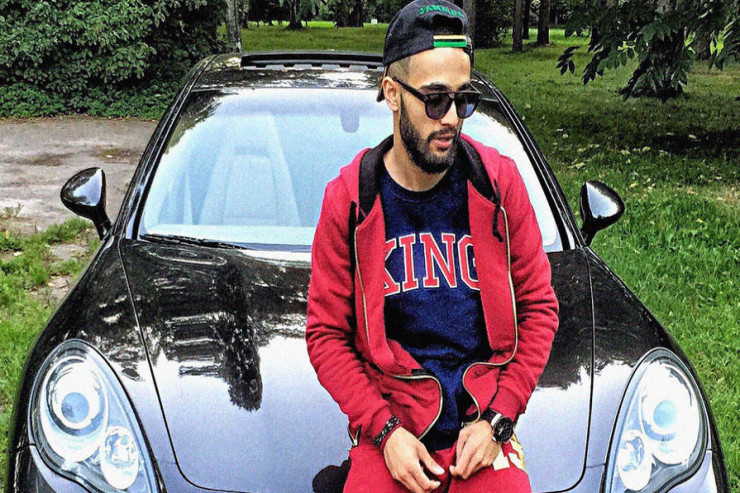 Bloqqer Hüseyn Həsənov məhkəməyə verildi  - milyonlarla borcu var