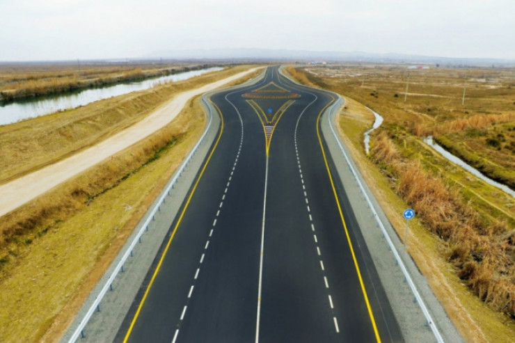Ödənişli yolda AĞIR QƏZA:  6 nəfər yaralandı