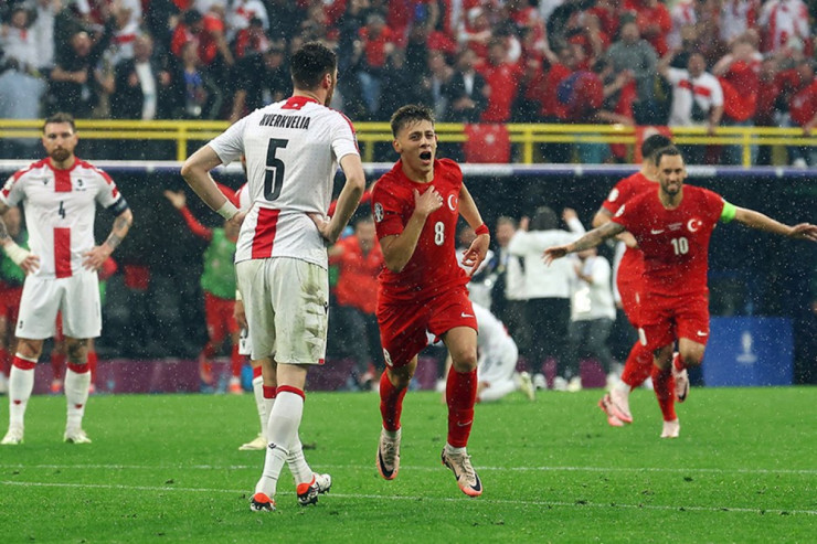 Arda Gülər Ronaldonu qabaqlad ı-  VİDEO 