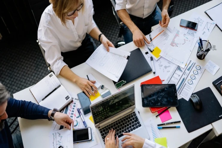 Yuxuda işlədiyinizi görmək  nə deməkdir?