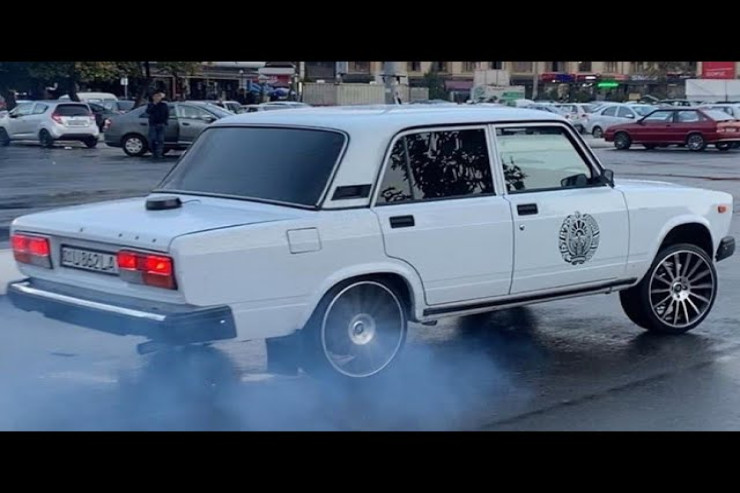 "07" sürücüləri yanlış təkərlərdən istifadə edərsə, cəriməsi nə qədərdir? - CAVAB 