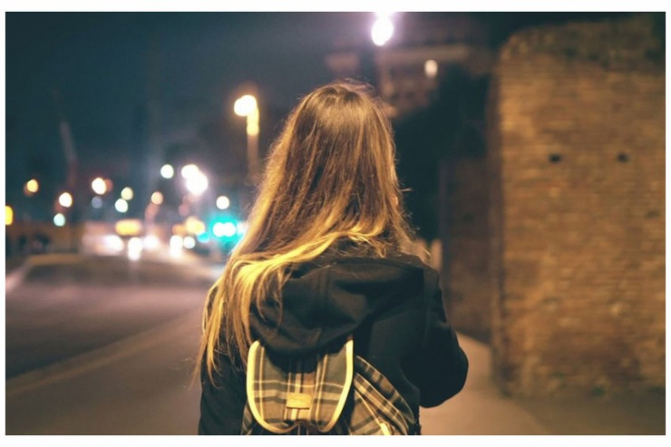 Bakıda 16 yaşlı qız YOXA ÇIXDI 