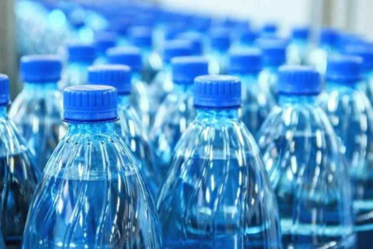 Plastik butulkalarda satılan sular təhlükəli ola bilər: DİQQƏTLİ OLUN 