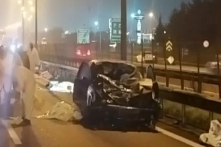 Dəhşətli qəza: Yolu keçən 5 nəfəri maşın vuraraq öldürdü 