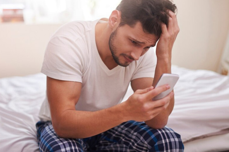 Telefonlar kişilərin cinsi sağlamlığına  təsir edir – Araşdırma 