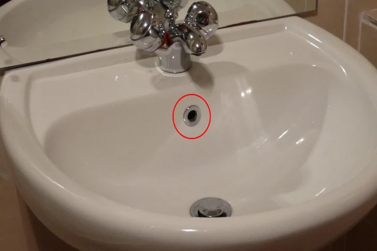 Bu dəlik nə üçündür?