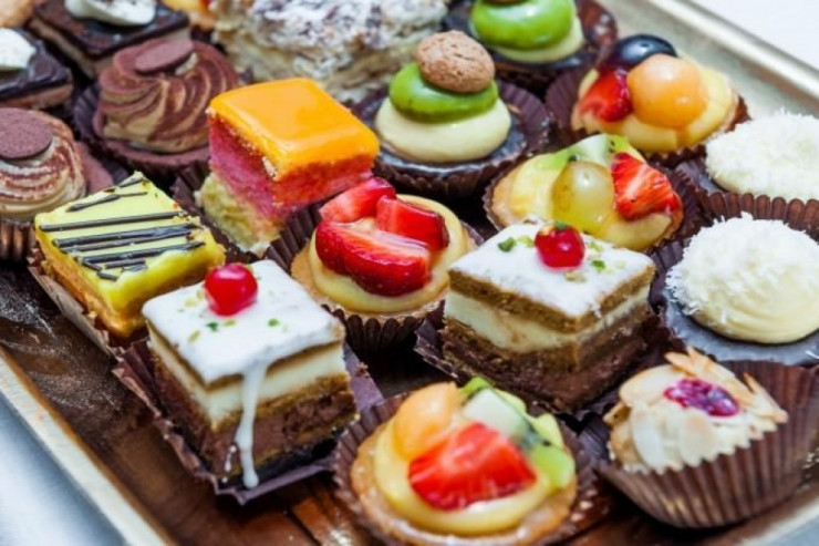 Pəhriz zamanı  yeyə biləcəyiniz   şirniyyatlar