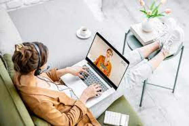 Evdən işləməyin  əsas üstünlükləri   - Qadınların DİQQƏTİNƏ