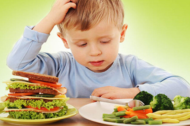 Uşaqları da  vegan etsəniz   nələr baş verər? – Valideynlərin DİQQƏTİNƏ 