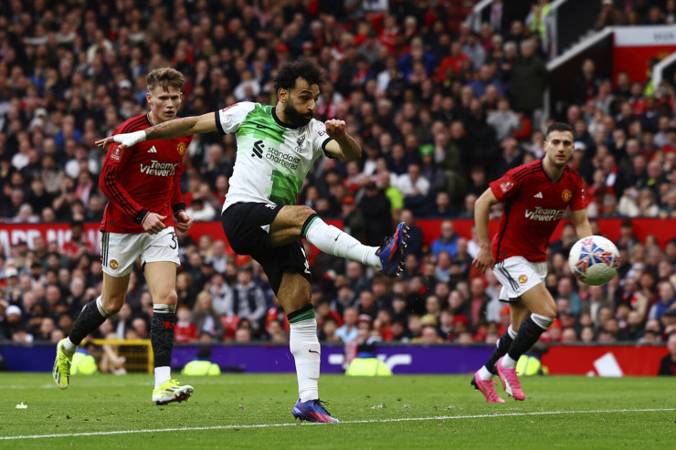 "Mançester Yunayted" "Liverpul"u kubokdan kənarlaşdırdı