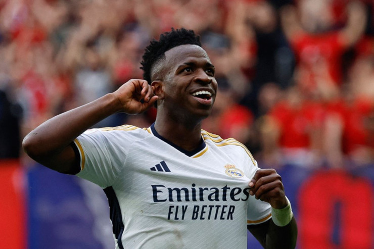 "Real" hakimdən şikayət etdi