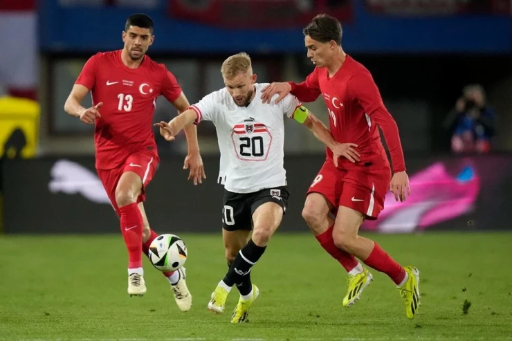 Türkiyə 6 qolla məğlub oldu