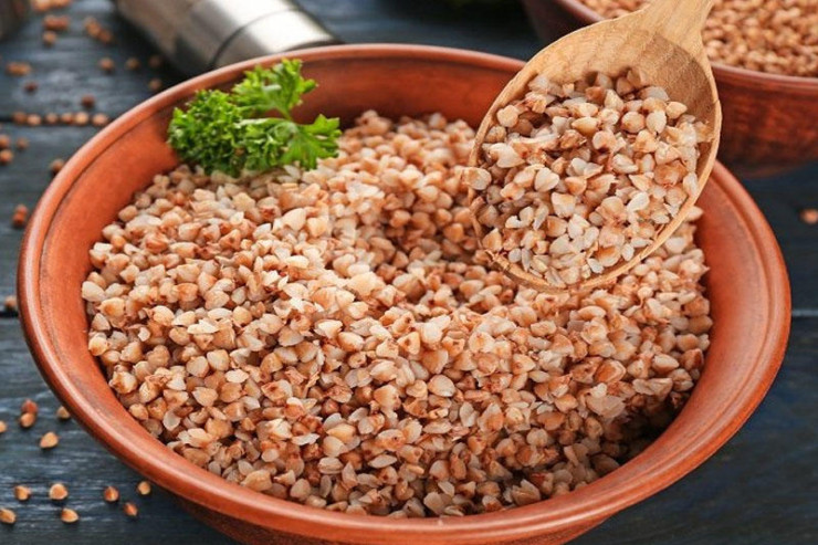 Bişirməzdən əvvəl qarabaşağı qızardın  