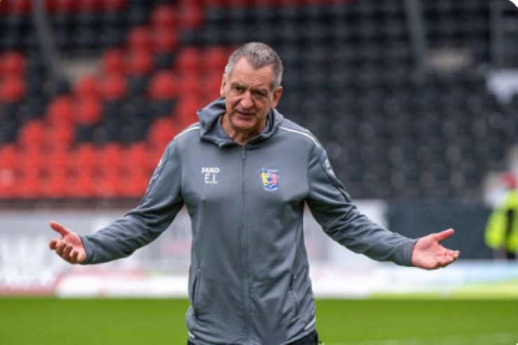 Əfsanəvi qapıçının dramı:  Qumar oynadı, müflis oldu  və...