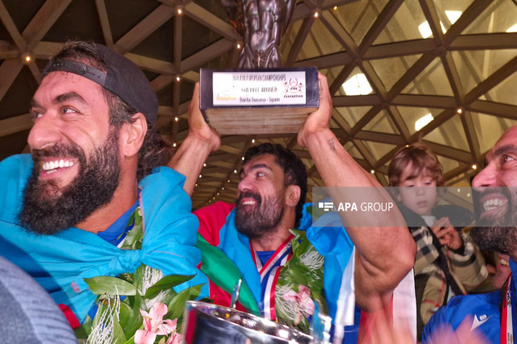 Avropa çempionu Pərviz Qasımov Vətənə qayıtdı -FOTO -VİDEO 